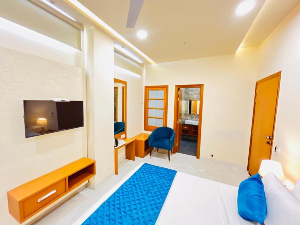 Hotel The Orchid Tree Amritsar - Walking From Golden Temple Екстер'єр фото