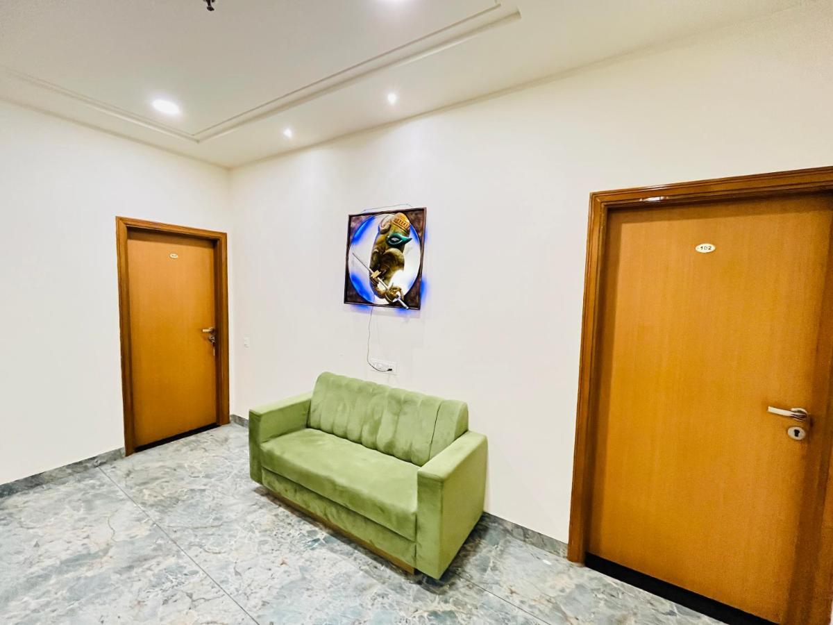 Hotel The Orchid Tree Amritsar - Walking From Golden Temple Екстер'єр фото